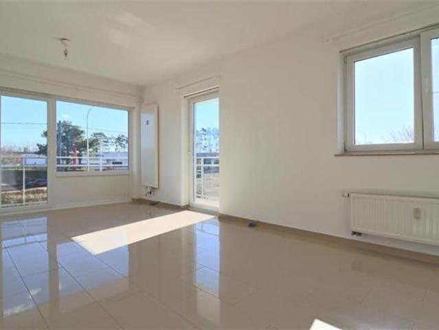 Bel appartement 2ch à proximité de LLN