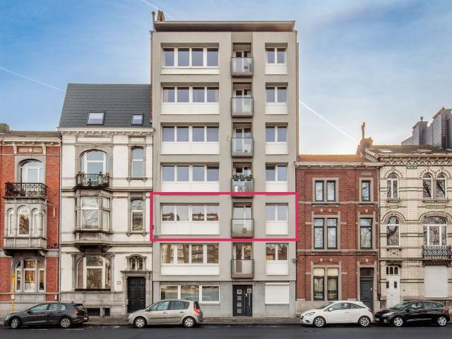 BEL APPARTEMENT 2CH DE 97M² AU 2EME ETAGE à louer à LIÈGE 4020 | Immobilière Dominique Tavolieri
