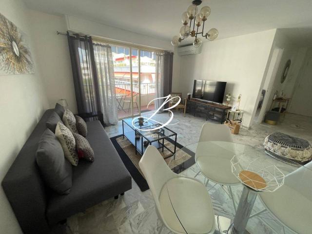 BEL APPARTEMENT 2P MEUBLÉ MOURE ROUGE