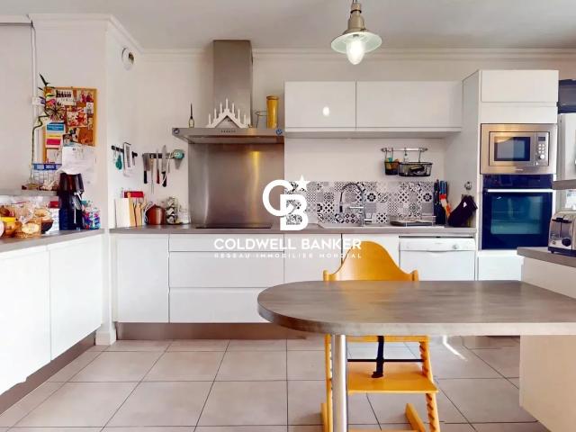 Bel appartement 4 pièces au coeur de l'Ile Saint Germain !