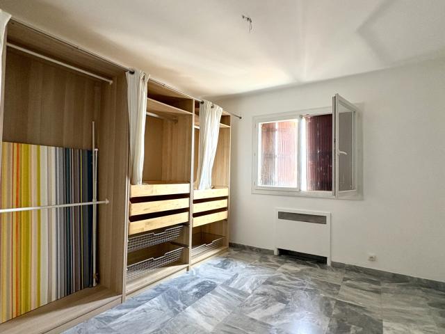 BEL APPARTEMENT 4 PIECES DE 93,48 M2