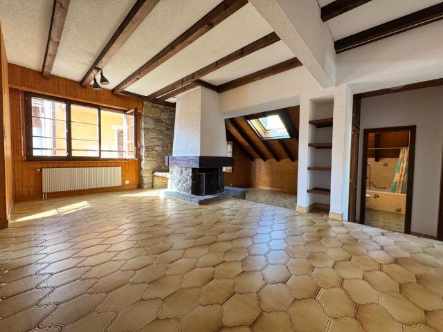 BEL APPARTEMENT 4PCES AVEC CACHET