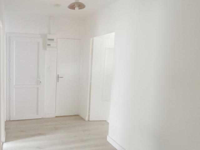 Bel appartement centre ville de Pézenas
