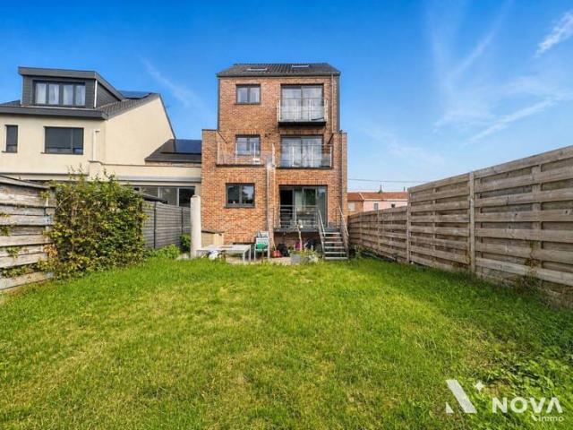 bel appartement chambres avec jardin et terrasse