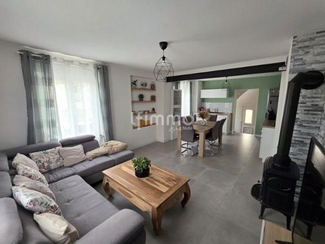 Bel appartement atypique avec jardin et dépendance