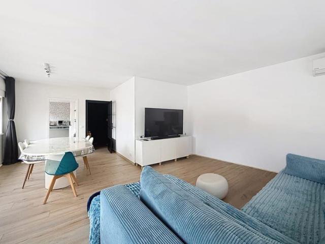 Bel appartement avec 2 chambres, belle terrasse garage et ca