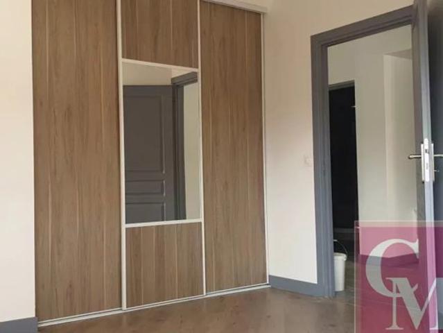 Bel appartement avec terrasse et cave