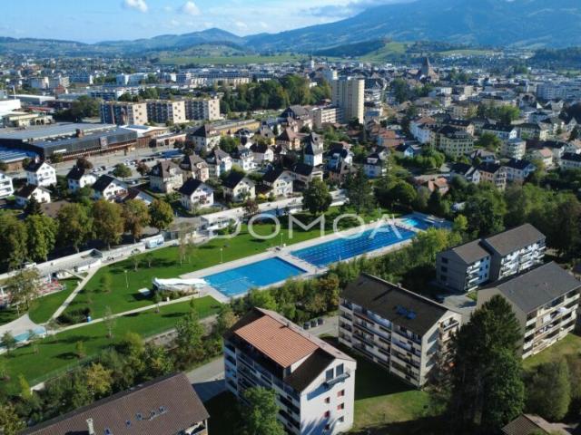 Bel appartement avec balcon de 3,5 pièces au 1er étage