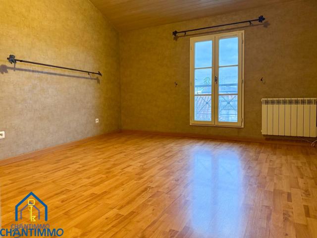 Bel appartement dans petit immeuble en centre ville de Luçon