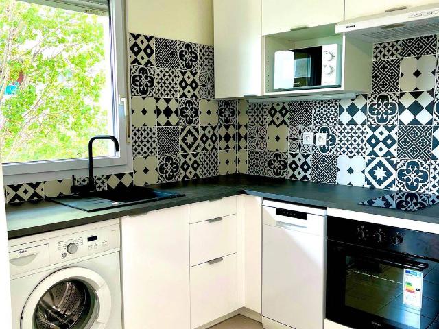 Bel appartement dans résidence sécurisée avec parking et piscine