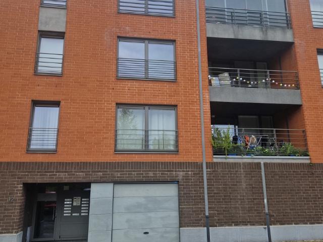 Bel appartement deux chambres. à 7000 MONS • Loyer: 875 €