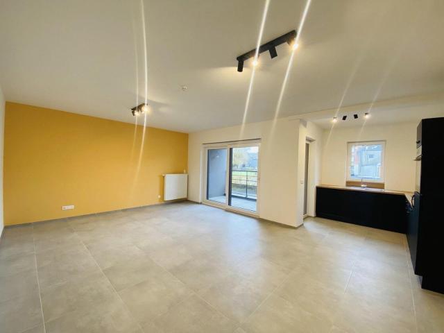 Bel appartement deux chambres avec terrasse à Libramont