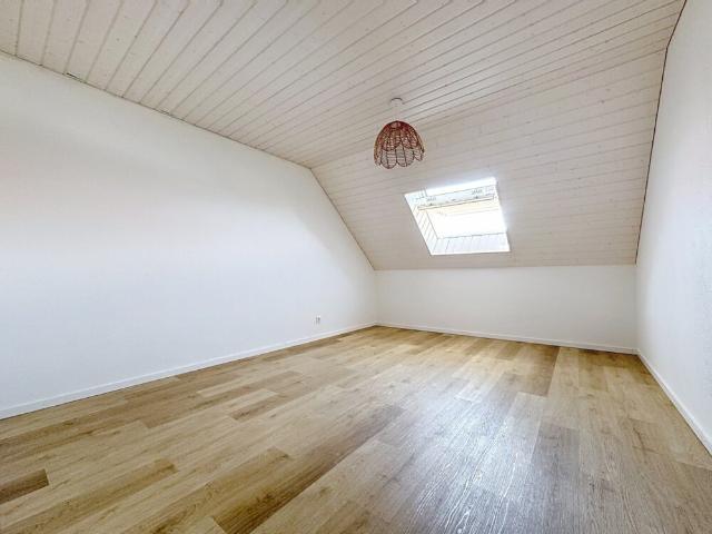 Bel appartement de 3.5 pces au 2ème étage avec balcon