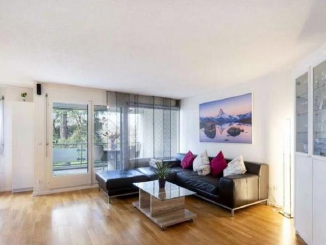 Bel appartement de 3,5 pièces à Inwil, près de Baar