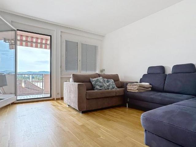 Bel appartement de 3.5 pièces au 2ème étage