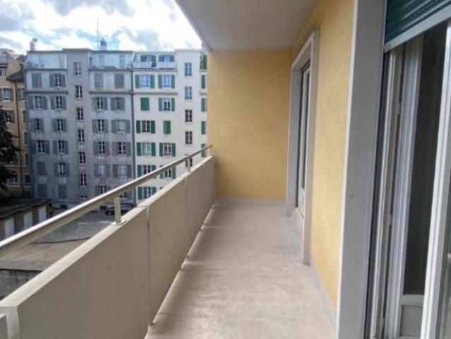 Bel appartement de 3.5 pièces avec grand balcon
