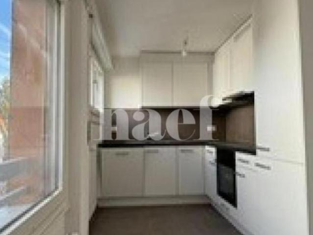 Bel appartement de 3.5 pièces entièrement rénové – La Chaux de Fonds