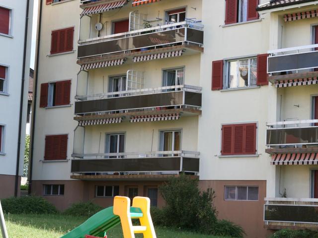 Bel appartement de 3 pièces avec balcon à Peseux