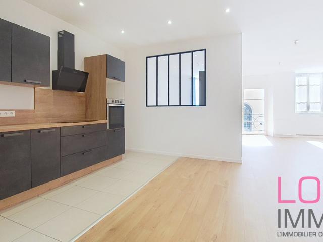 BEL APPARTEMENT DE 110 M2