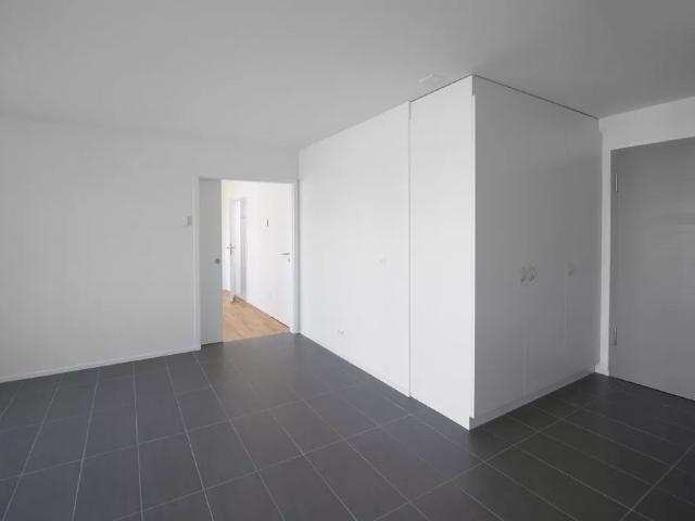 Bel appartement de 2,5 pièces au 4ème étage