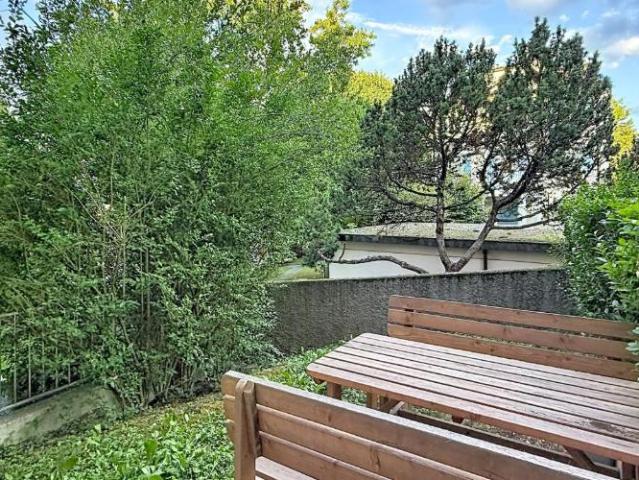 Bel appartement de 2.5 pièces au rez de chaussée