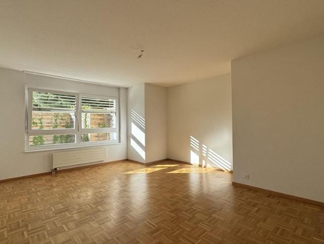 Bel appartement de 2.5 pièces au rez de chaussée
