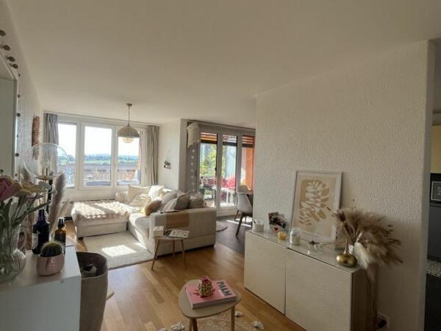 Bel appartement de 2.5 pièces dans un quartier calme