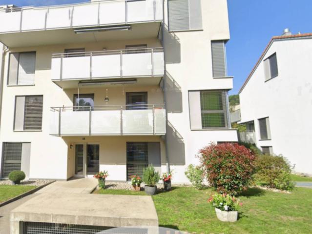 Bel appartement de 2.5 pièces en duplex avec mezzanine et grand balcon à Moudon