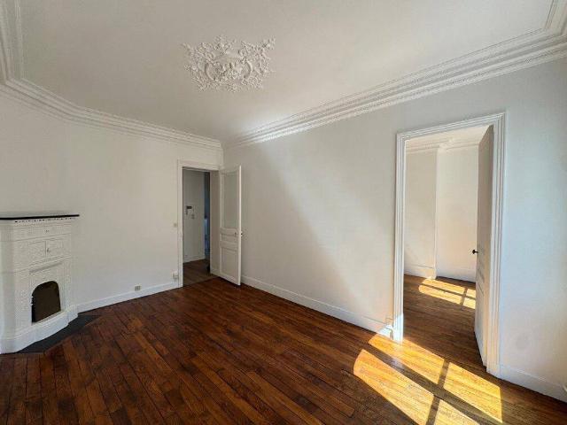 Bel appartement de 2 pièces 44m² PERNETY METRO 13