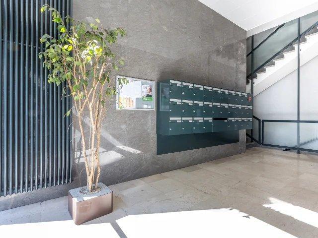 BEL APPARTEMENT DE 4,5 PIECES AU 1ER ETAGE AUX CHARMILLES