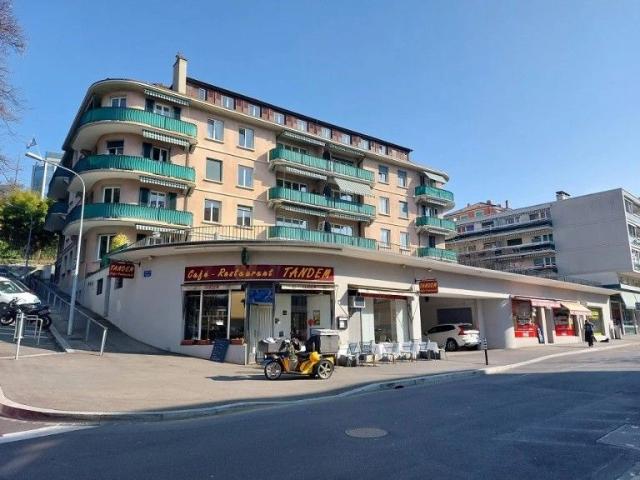 Bel appartement de 4.5 pièces au 1er étage avec balcon