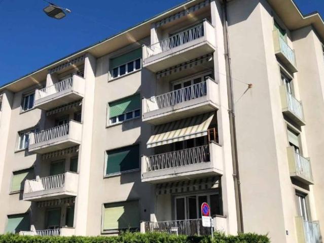 Bel appartement de 4,5 pièces au 2ème à proximité du CHUV
