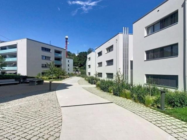 Bel appartement de 4.5 pièces avec vue dégagée
