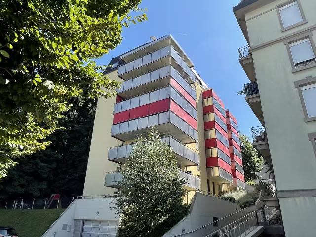 Bel appartement de 4,5 pièces en attique au centre de Lausanne