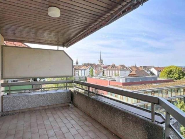 Bel appartement de 4.5 pièces proche du centre ville