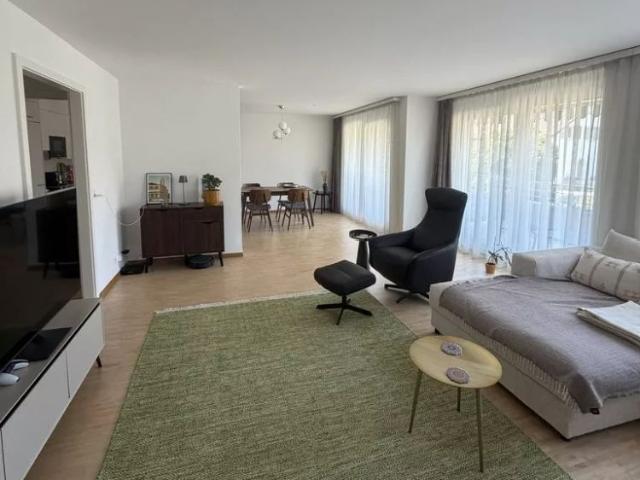 Bel appartement de 4,5 pièces proche du lac