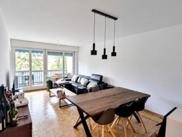 BEL APPARTEMENT DE 4 PIÈCES À CHAMPEL