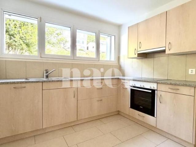 Bel appartement de 4 pièces avec vue dégagée et balcon