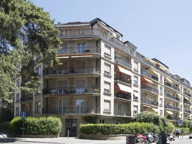 Bel appartement de 4 pièces idéalement situé, proche de la gare