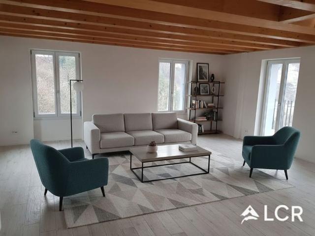 Bel appartement de 5.5P / 4 CHB / 2 SDB / 2 Balcons
