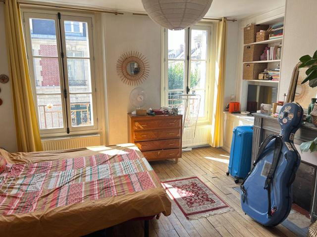 Bel appartement de 80 m² idéalement situé en plein centre ville