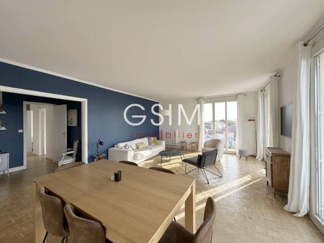 Bel appartement de 90 m² 2 chambres en centre ville