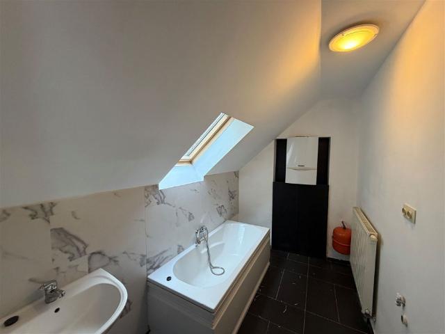 Bel appartement d'une chambre sis au 1er étage