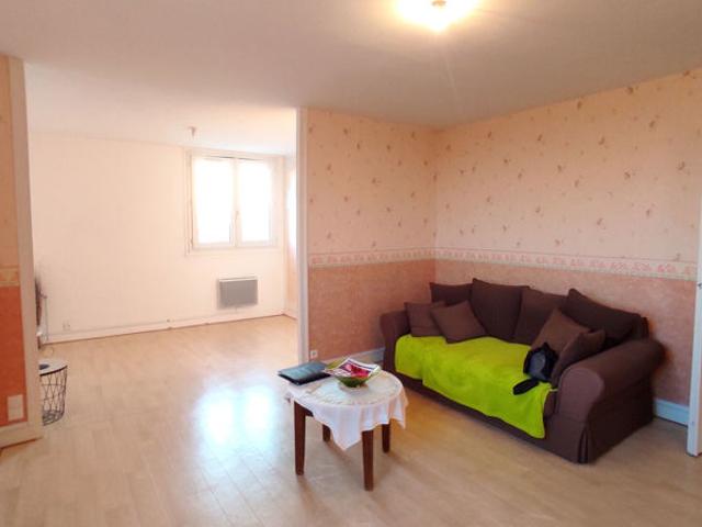 BEL APPARTEMENT EN PERIPHERIE DE CHATELLERAULT