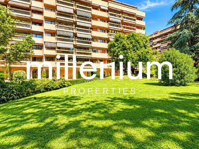 Bel appartement face au Parc des Eaux Vives