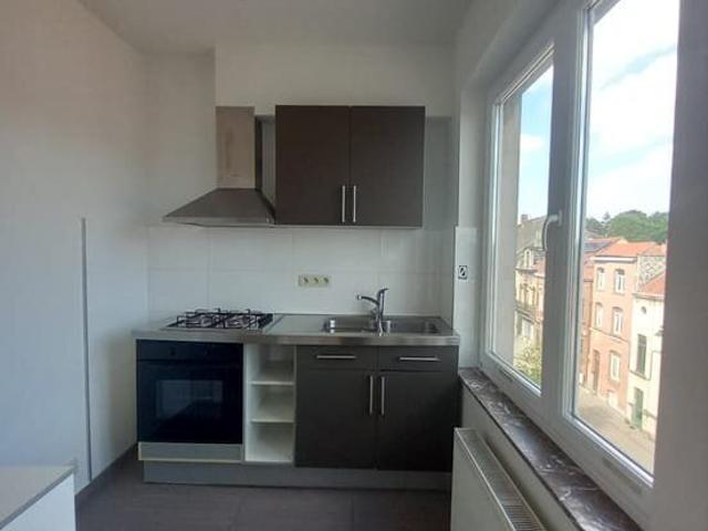 BEL APPARTEMENT LUMINEUX