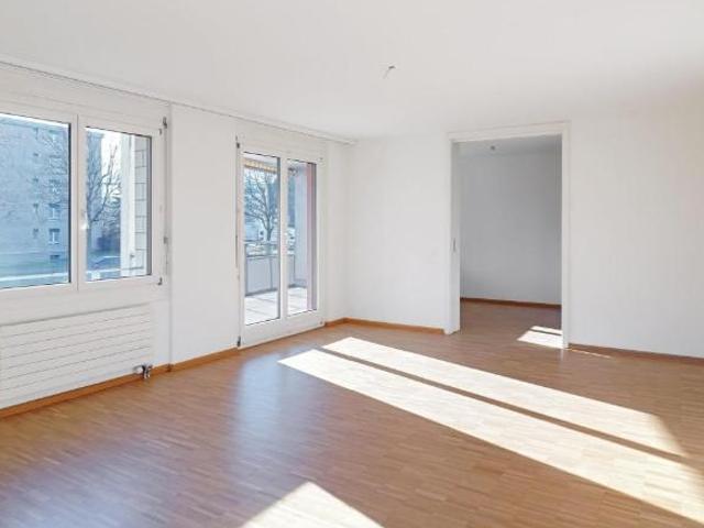 Bel appartement lumineux à Aesch!