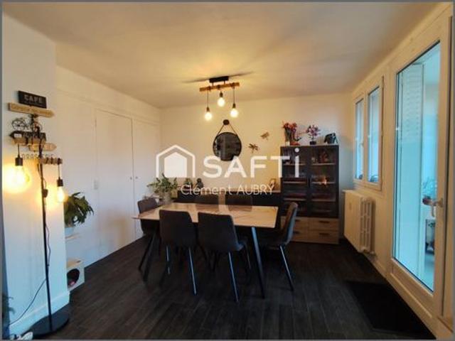Bel appartement lumineux avec 3 chambres !
