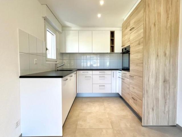 Bel appartement lumineux de 3,5 pièces avec balcon