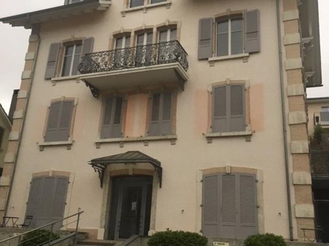 Bel appartement mansardé de 3 1/2 pièces situé au 3ème étage avec ascenseur